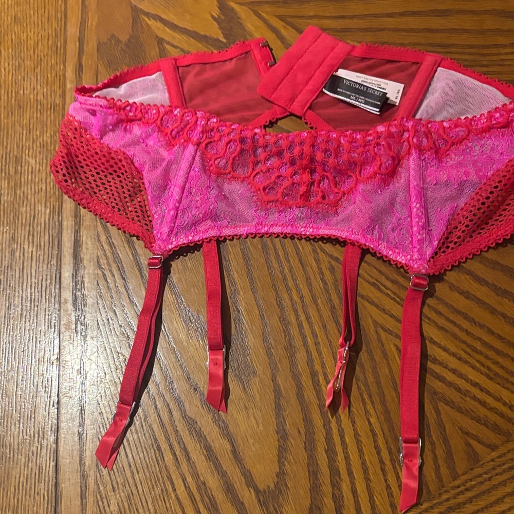 Red and Pink Victoria’s Secrets garter belt size M/L